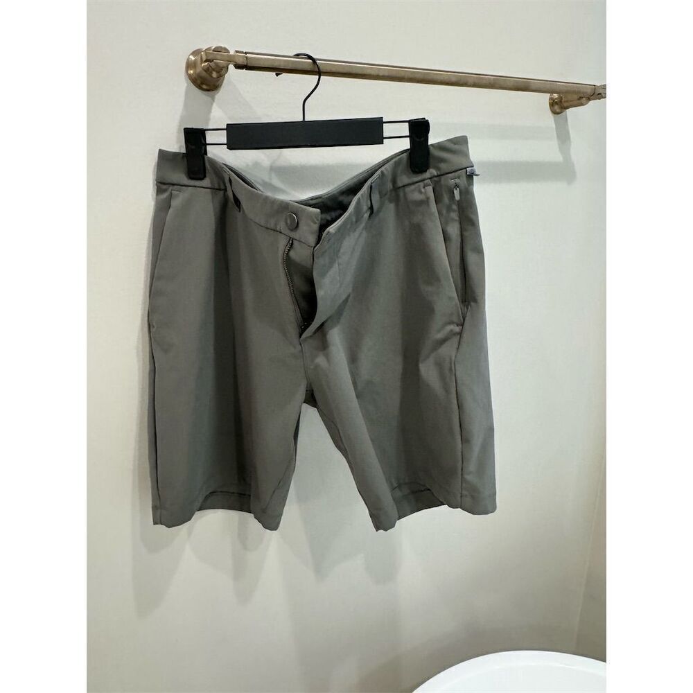 Lululemon Men's ABC Classic-Fit Chino Shorts Gray Size M 9" Casual